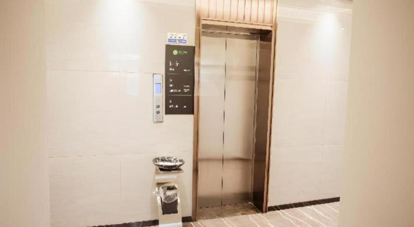 City Comfort Inn Luzhou Jiangyang District Wancheng International Экстерьер фото